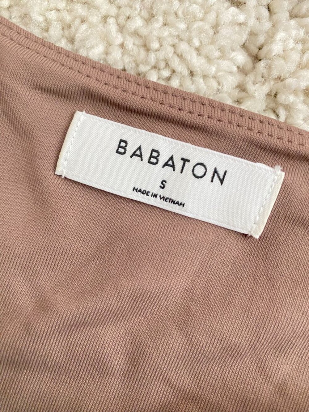 Babaton Contour Squareneck Longsleeve Bodysuit - Picture 3 of 4